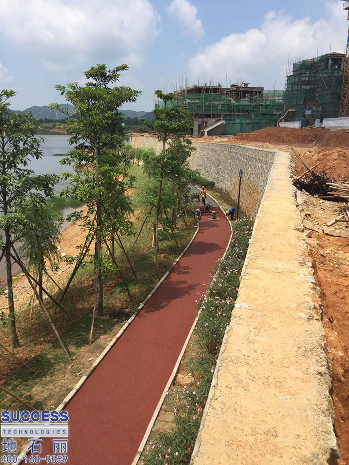 广州地石丽惠州双壁湾环湖绿道透水地坪项目